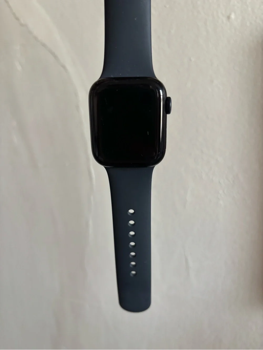 Apple Watch SE 3 - 40mm Midnight Aluminum with dark blue Silicone Sport Ba